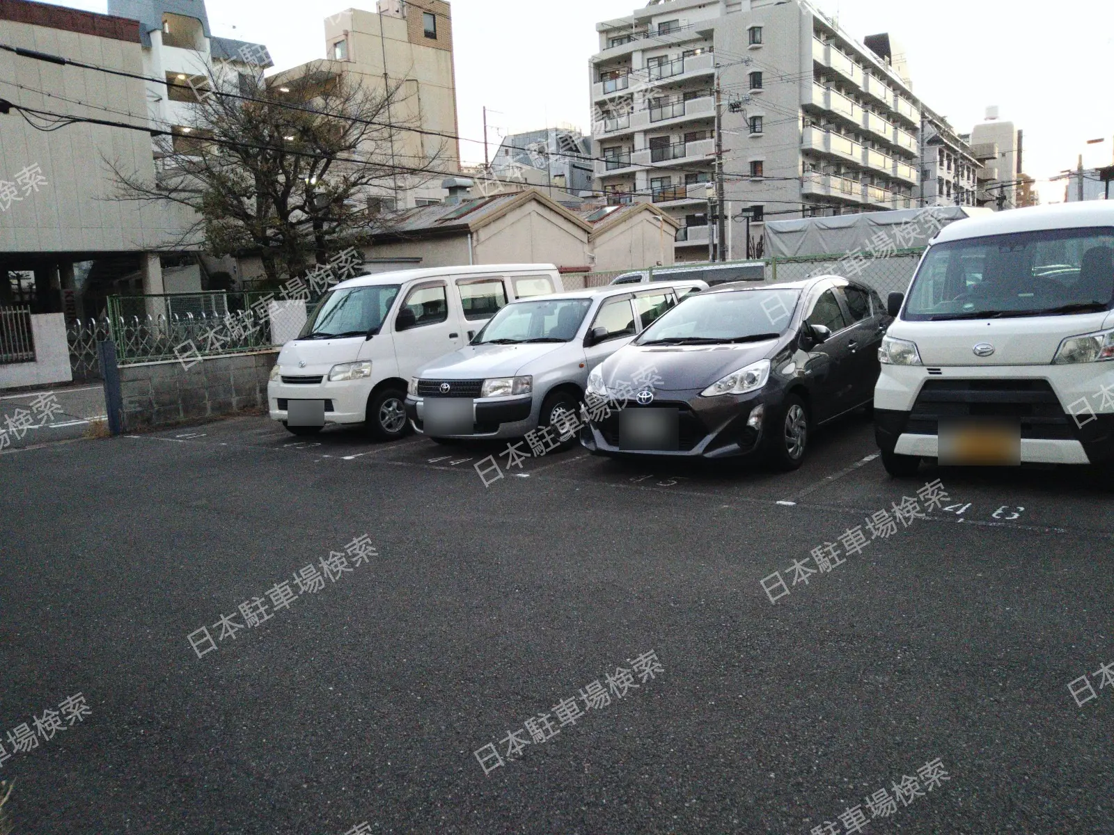 大阪市淀川区木川東４丁目　月極駐車場