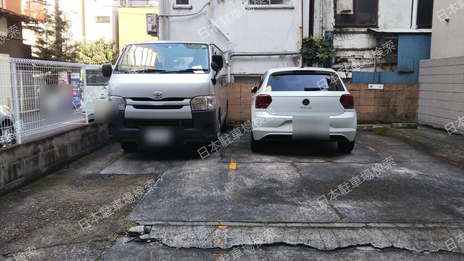 千代田区外神田　月極駐車場