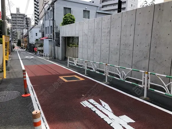 渋谷区富ヶ谷2丁目　月極駐車場