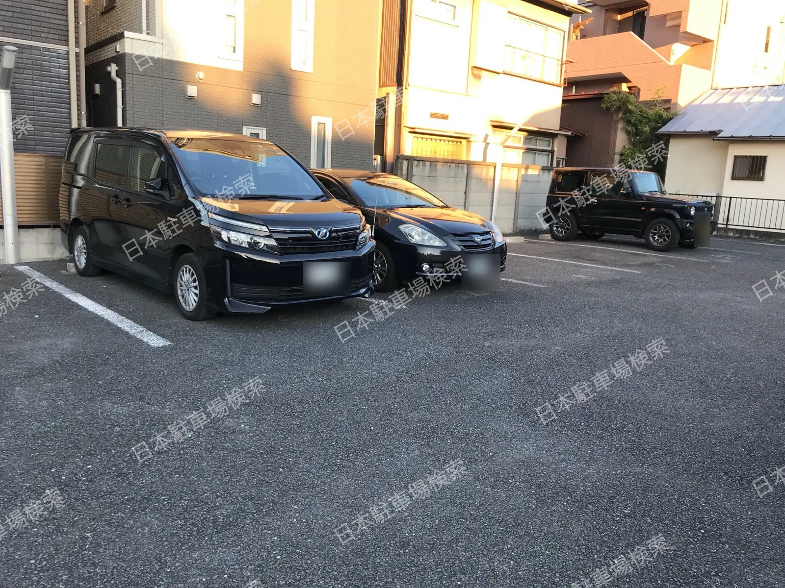 新宿区余丁町月極駐車場