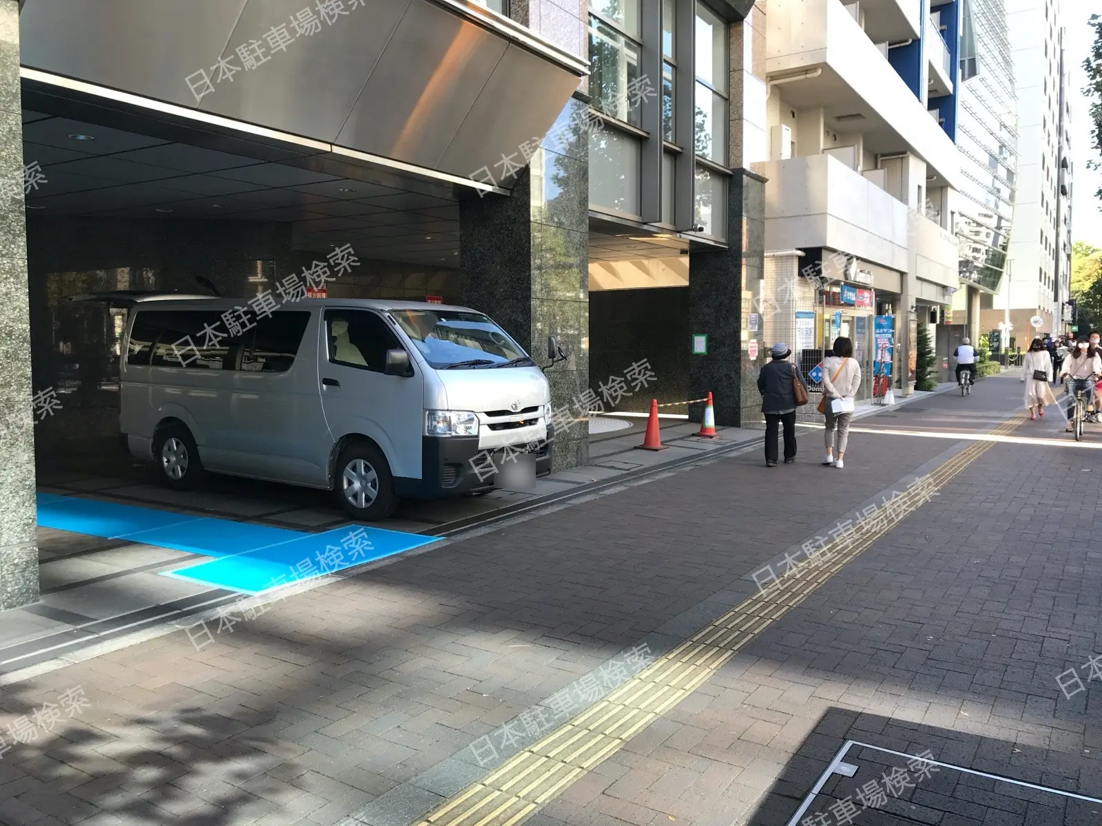 新宿区四谷４丁目 月極駐車場