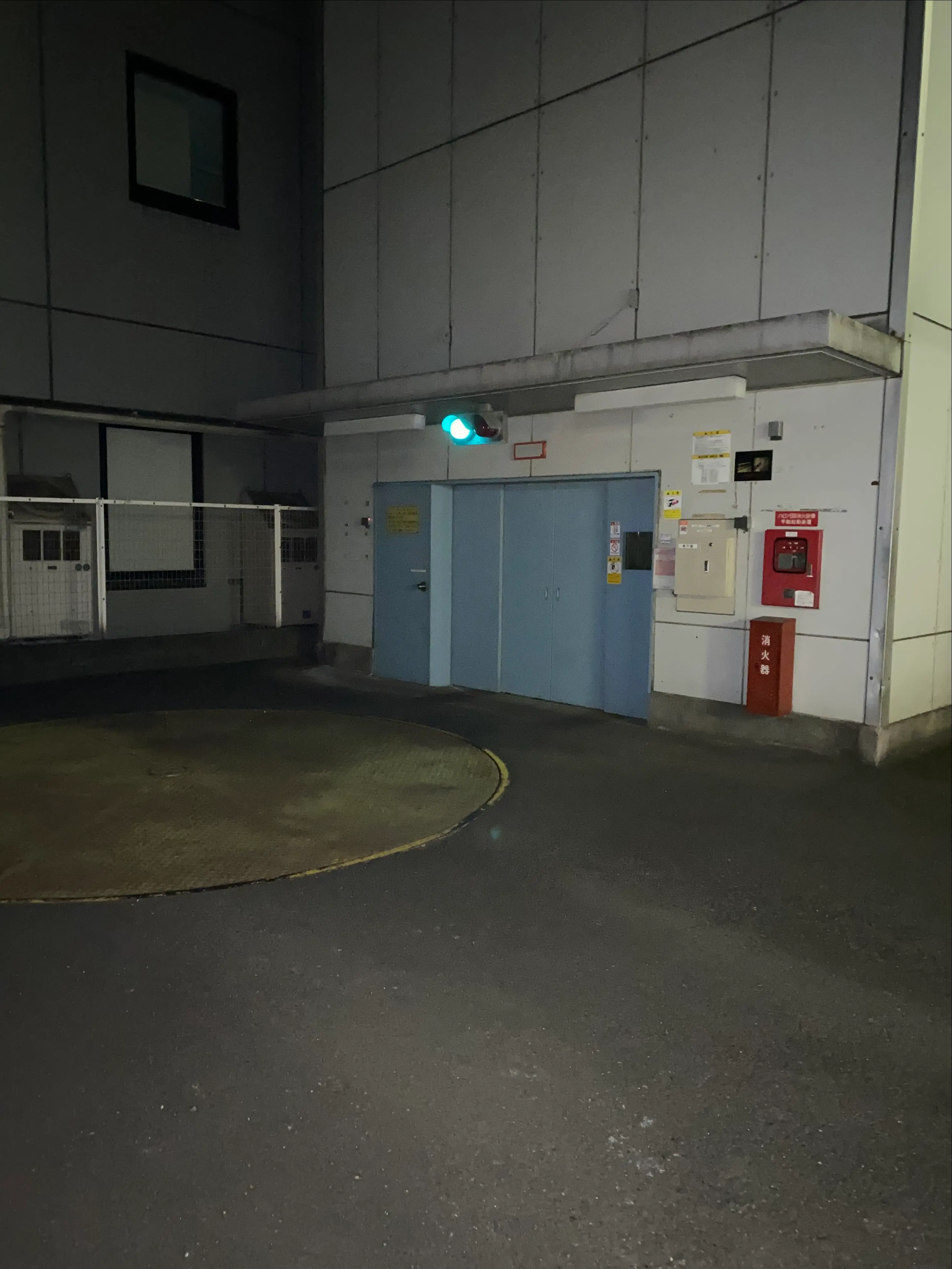 AXIS SHINYOKOHAMA月極駐車場