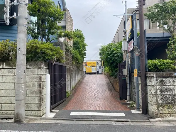 渋谷区上原２丁目　月極駐車場