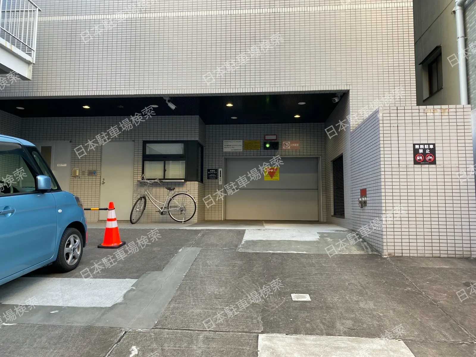 新宿５丁目15(屋内・機械) 月極駐車場