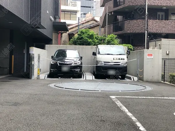 神山町 月極駐車場