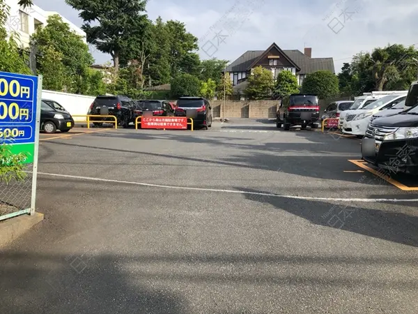 渋谷区神山町　月極駐車場