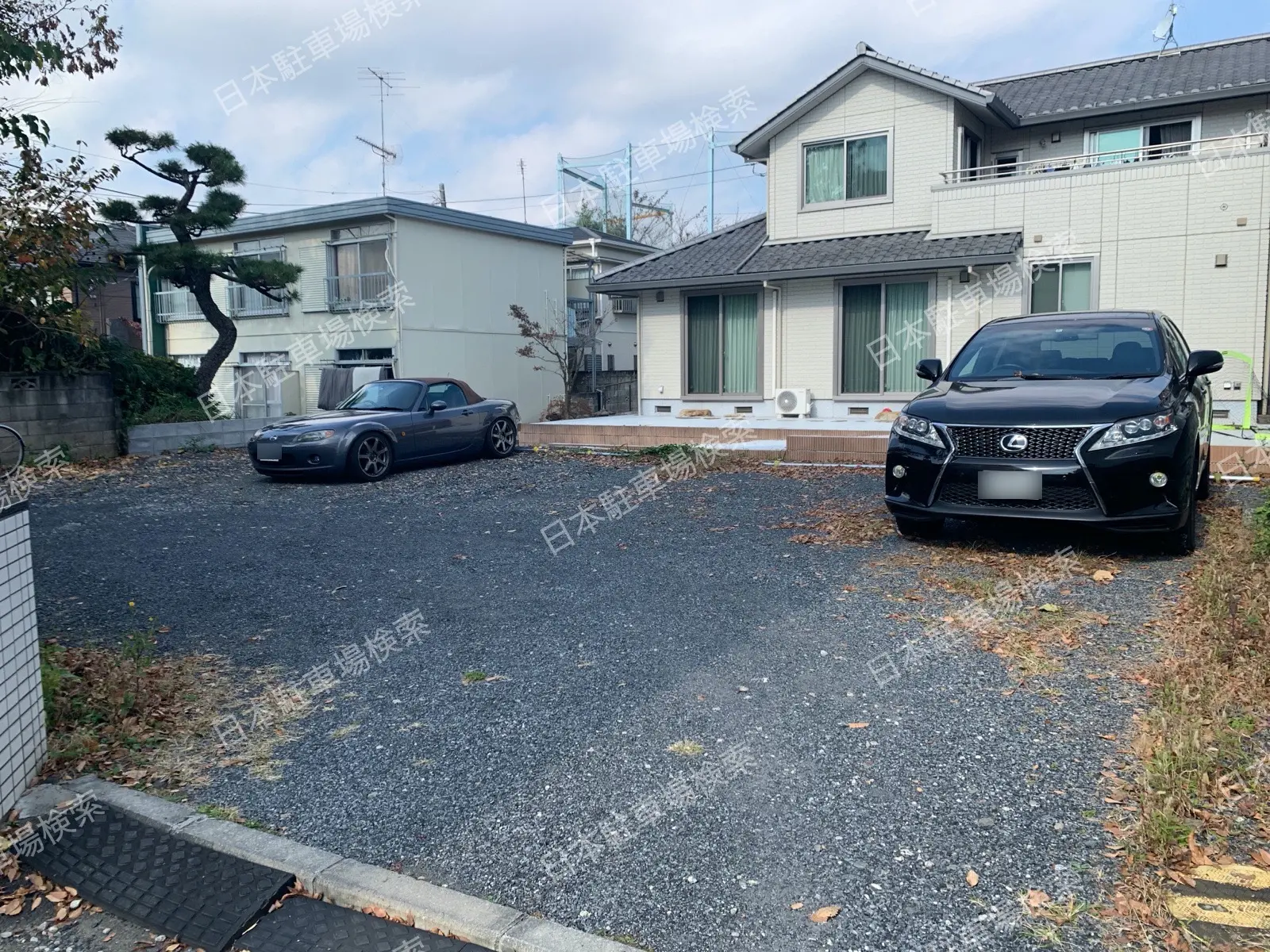 新宿区西落合１丁目　月極駐車場