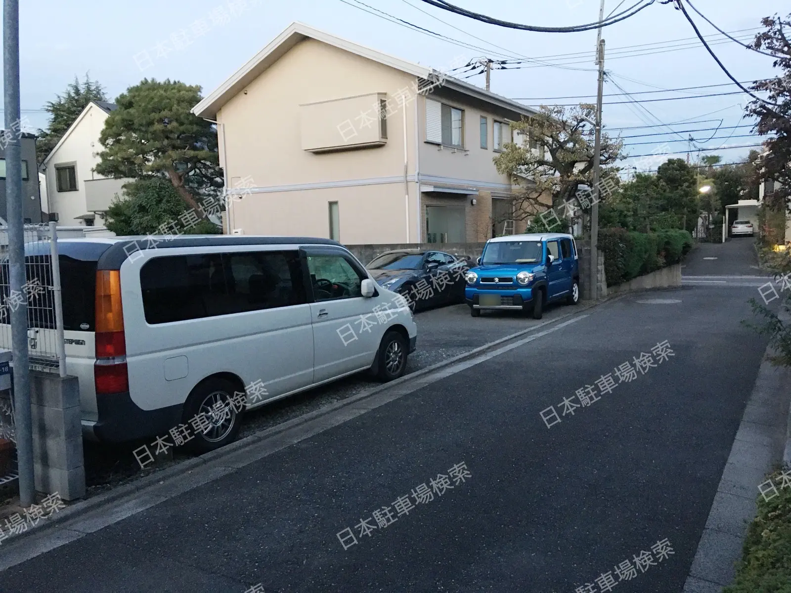 新宿区西落合３丁目　月極駐車場