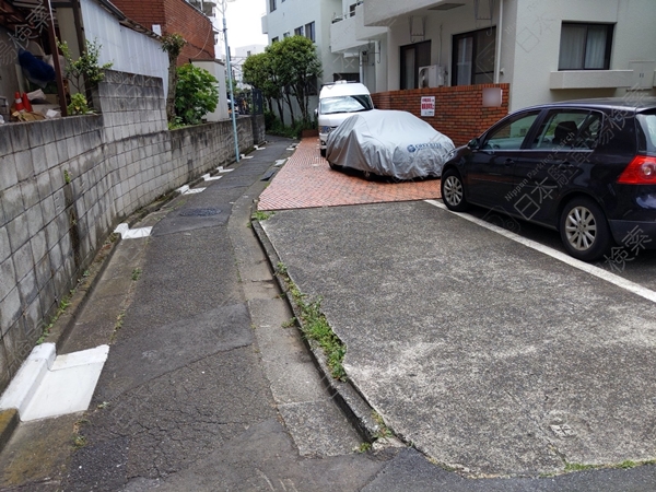 渋谷区代々木５丁目　月極駐車場