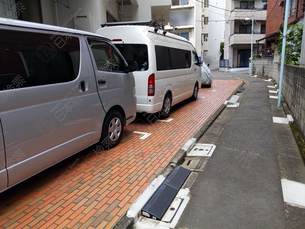 渋谷区代々木５丁目　月極駐車場