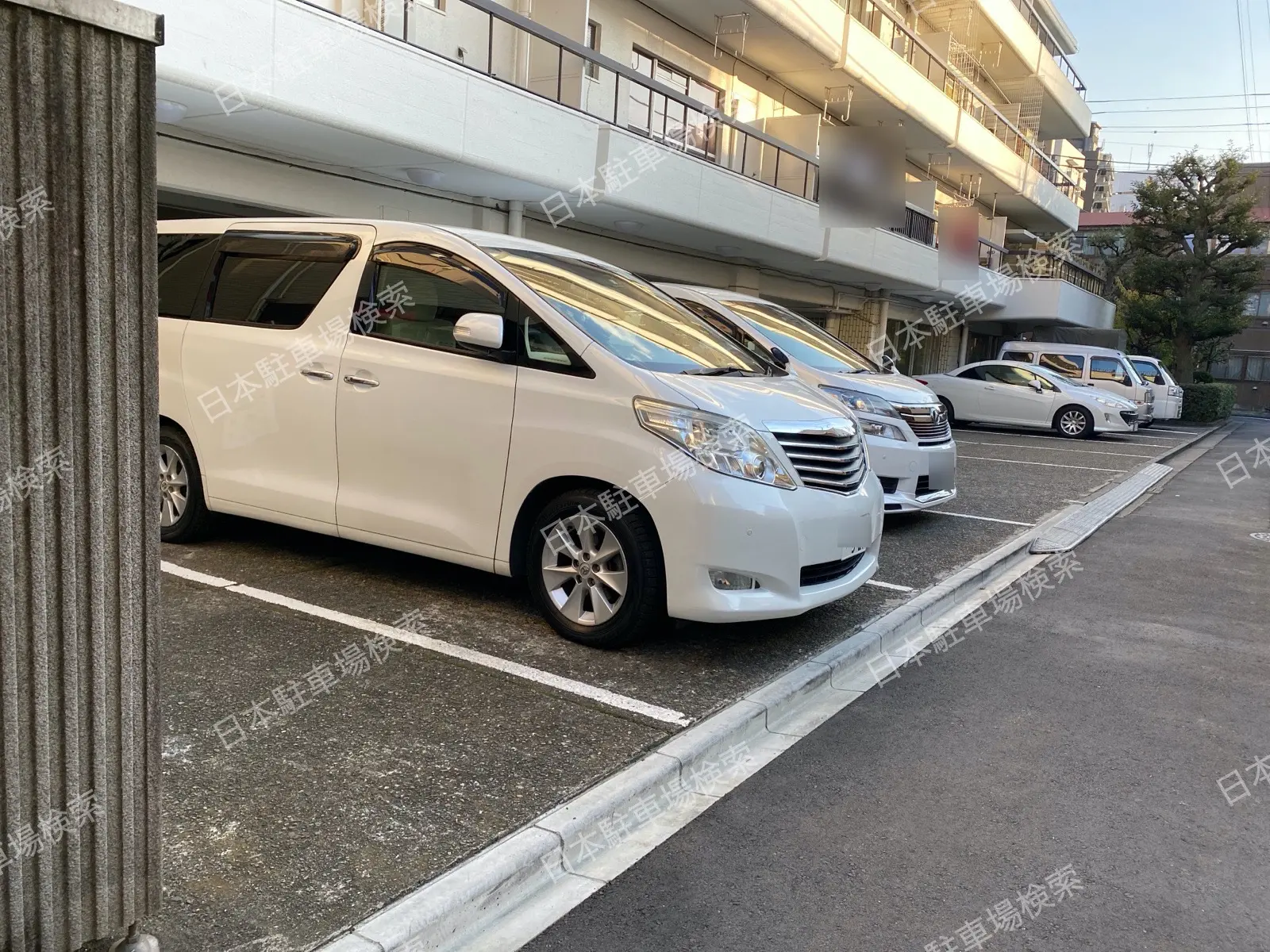 新宿区大久保１丁目　月極駐車場