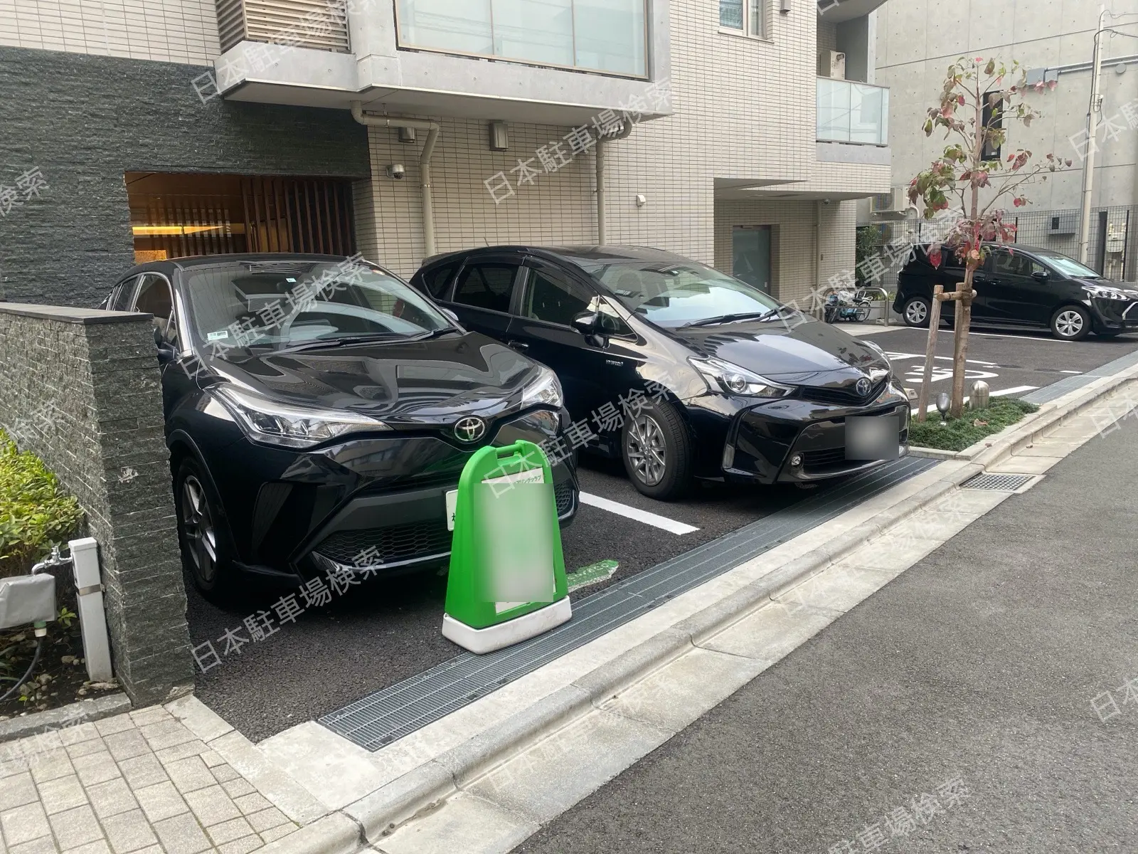 新宿区早稲田町 月極駐車場