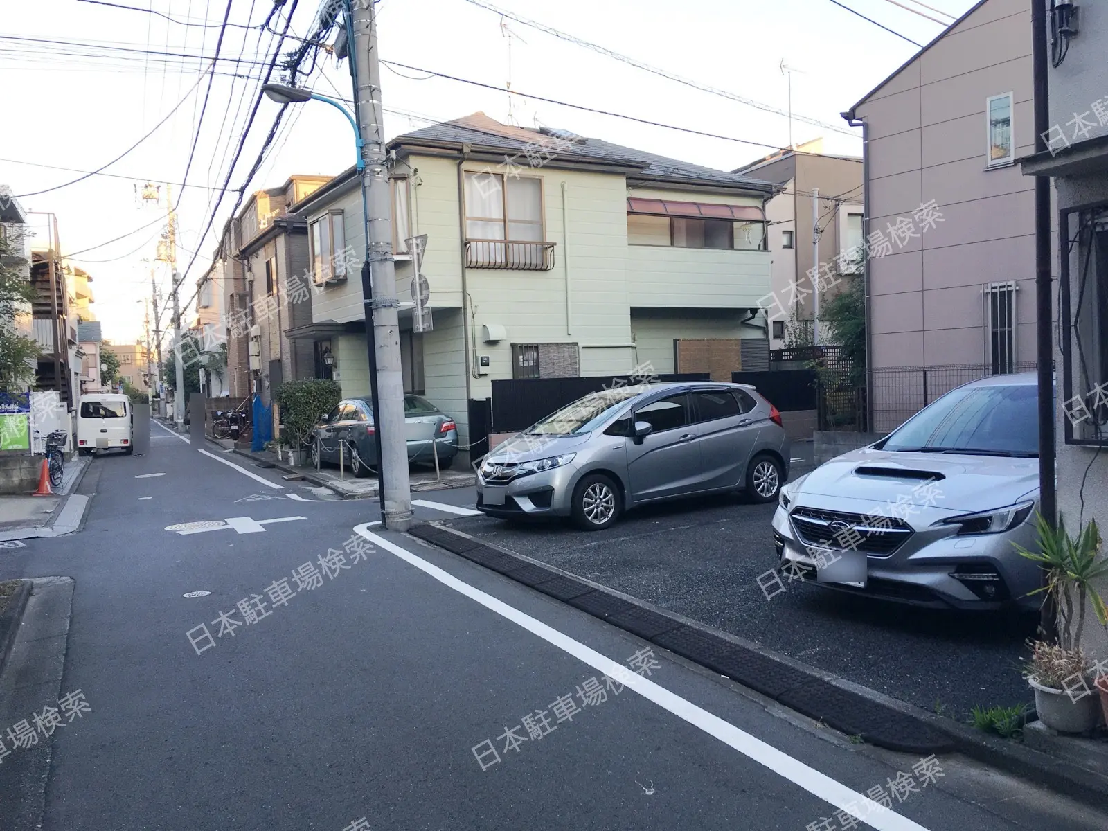 新宿区上落合３丁目月極駐車場