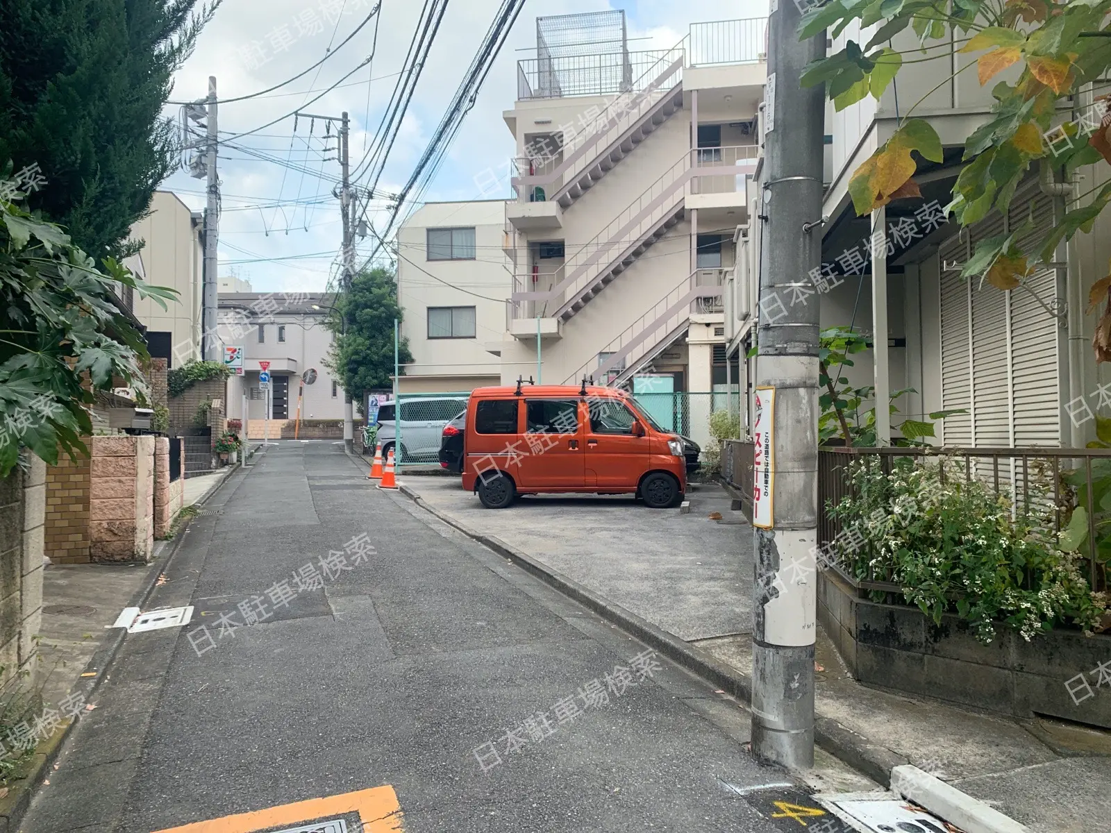 新宿区上落合３丁目　月極駐車場