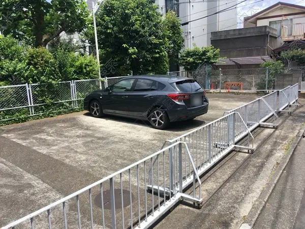 渋谷区本町６丁目月極駐車場