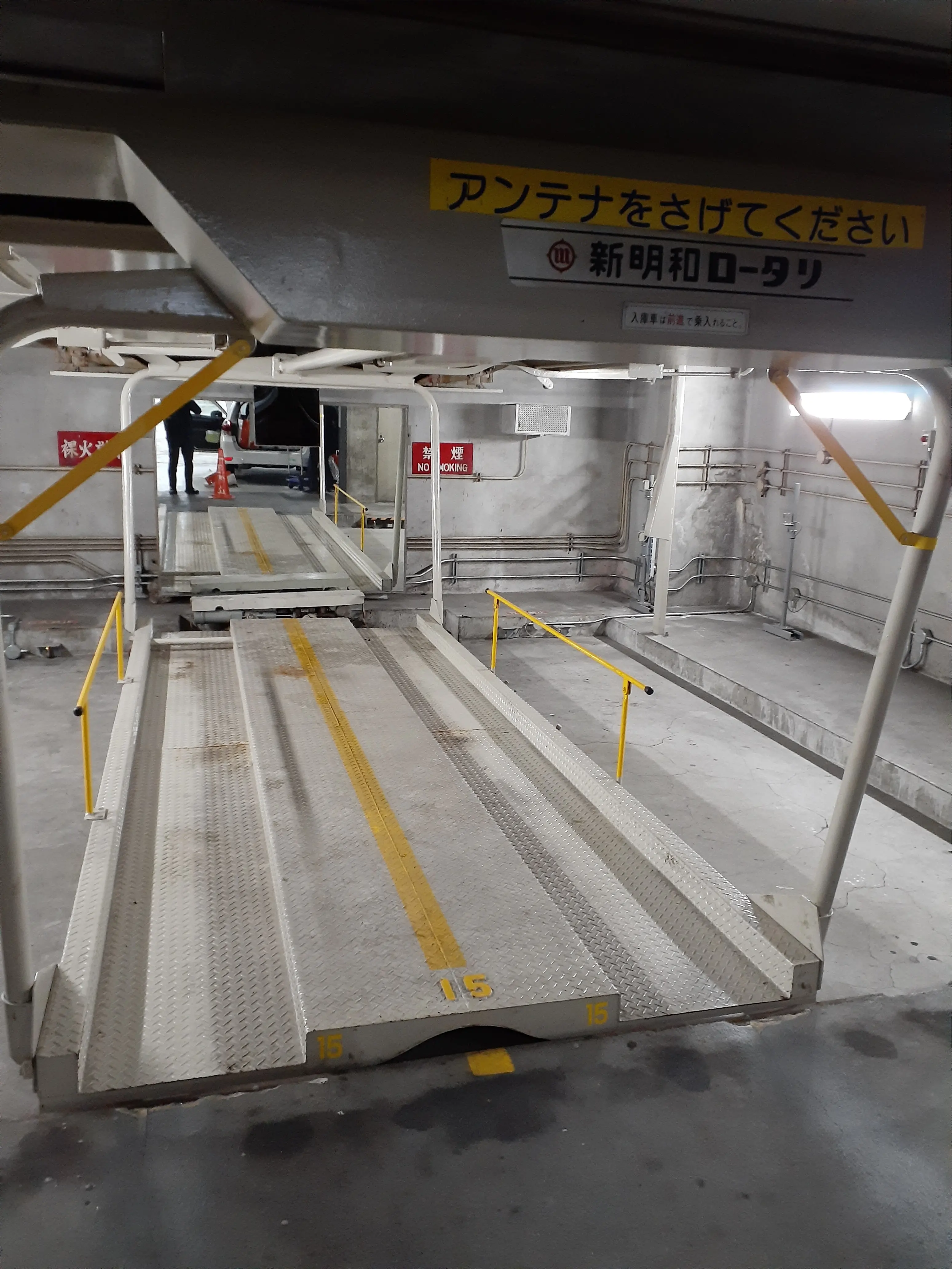 ★手数料０円★平野町センチュリービル月極駐車場