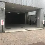 ★手数料０円★的場町１丁目月極駐車場