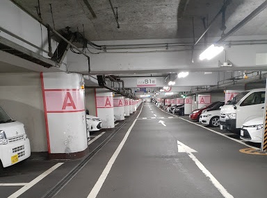 名古屋市中区錦　月極駐車場