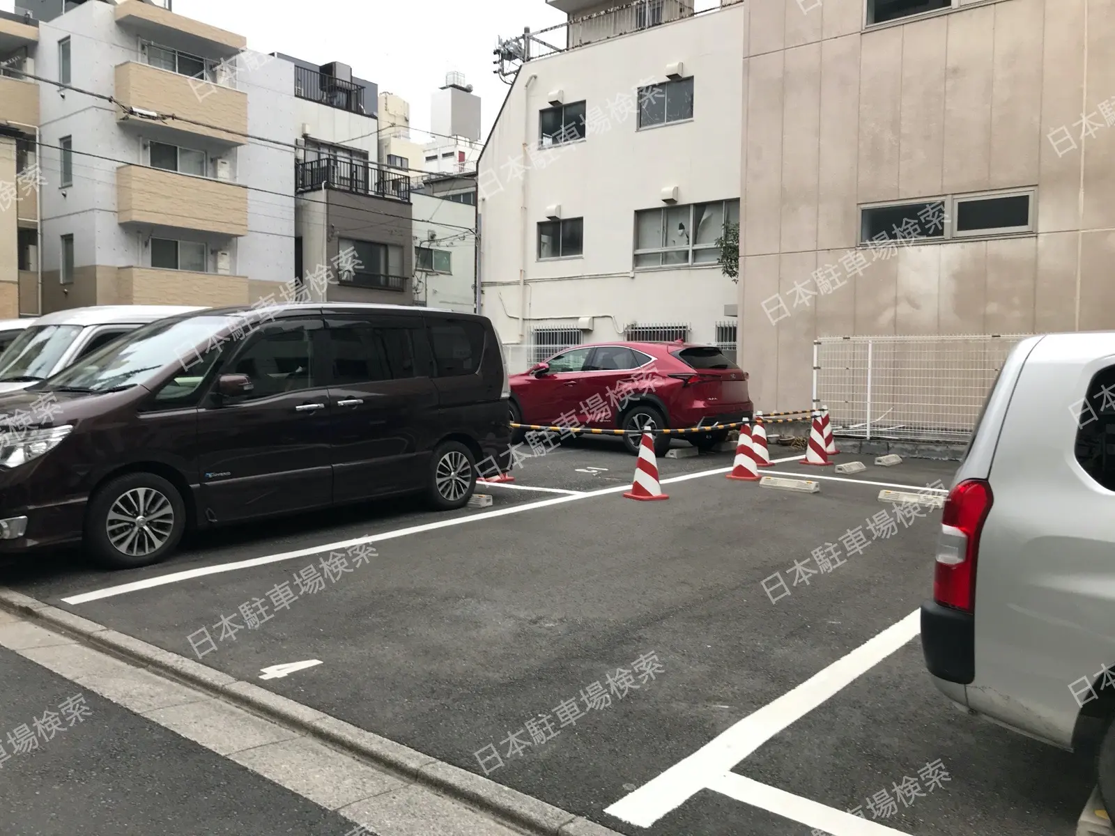 柳橋２丁目12(屋外・平面) 月極駐車場