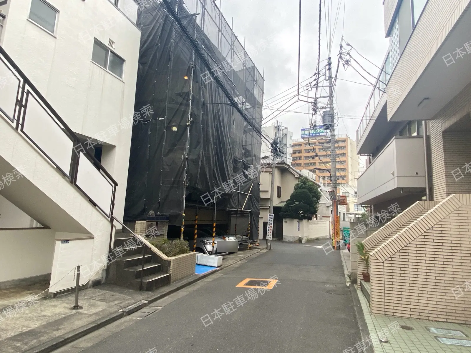 新宿区高田馬場２丁目　月極駐車場