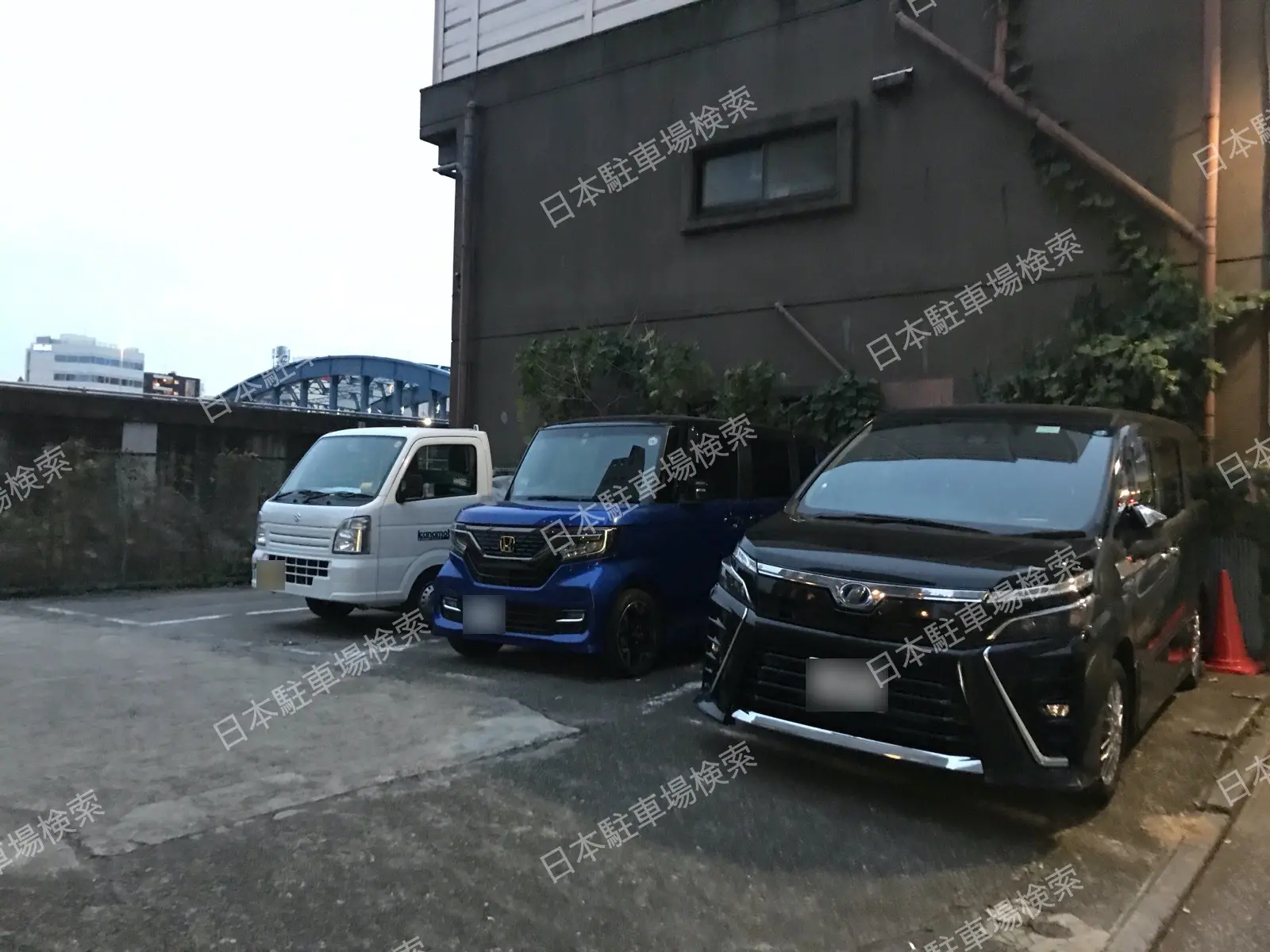 台東区雷門２丁目　月極駐車場