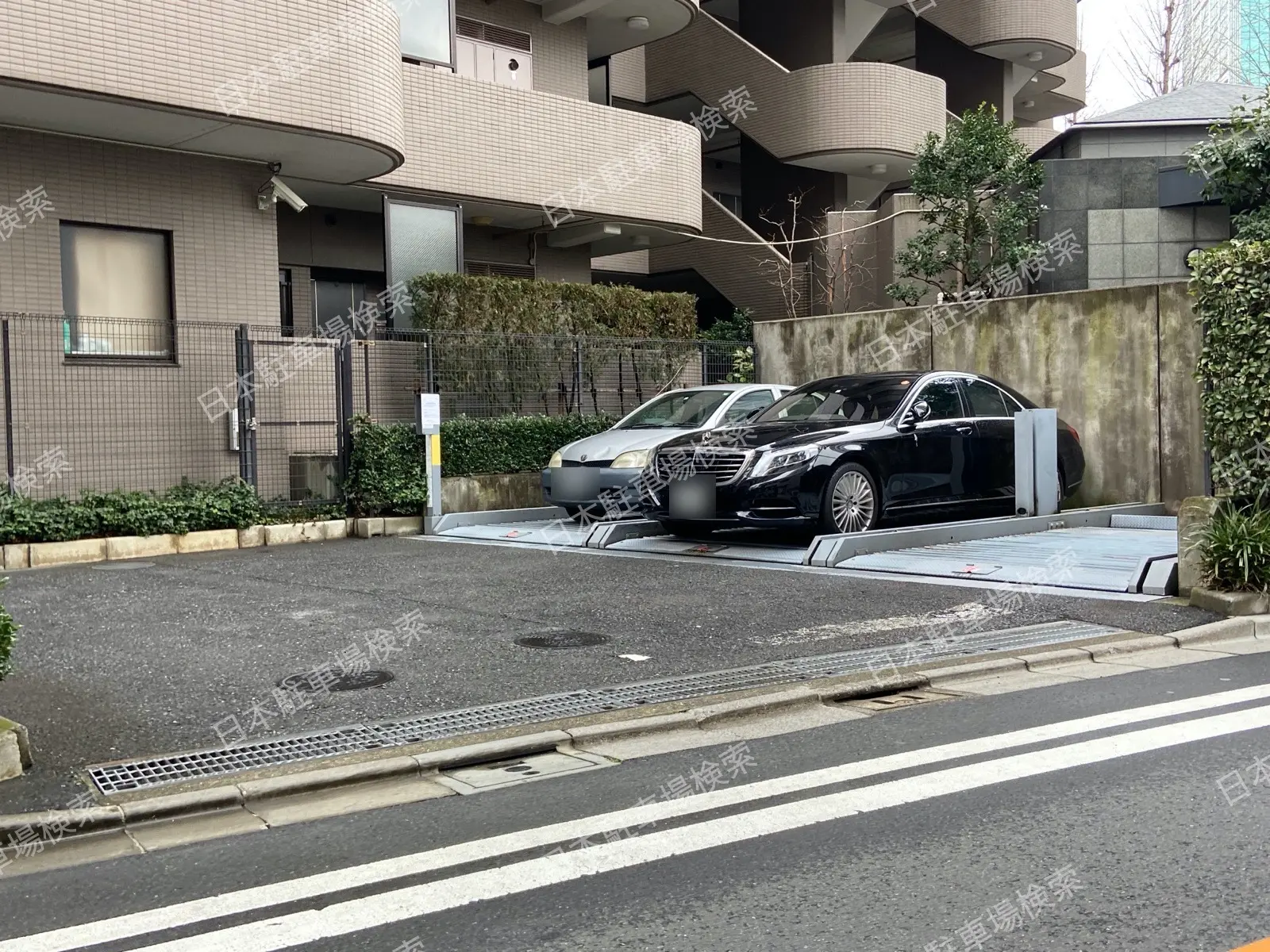 港区三田５丁目　月極駐車場