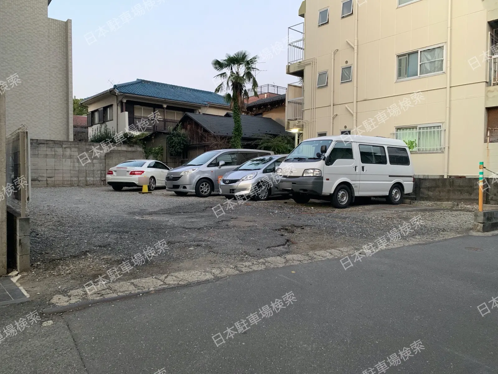 上落合１丁目27(屋外・平面) 月極駐車場