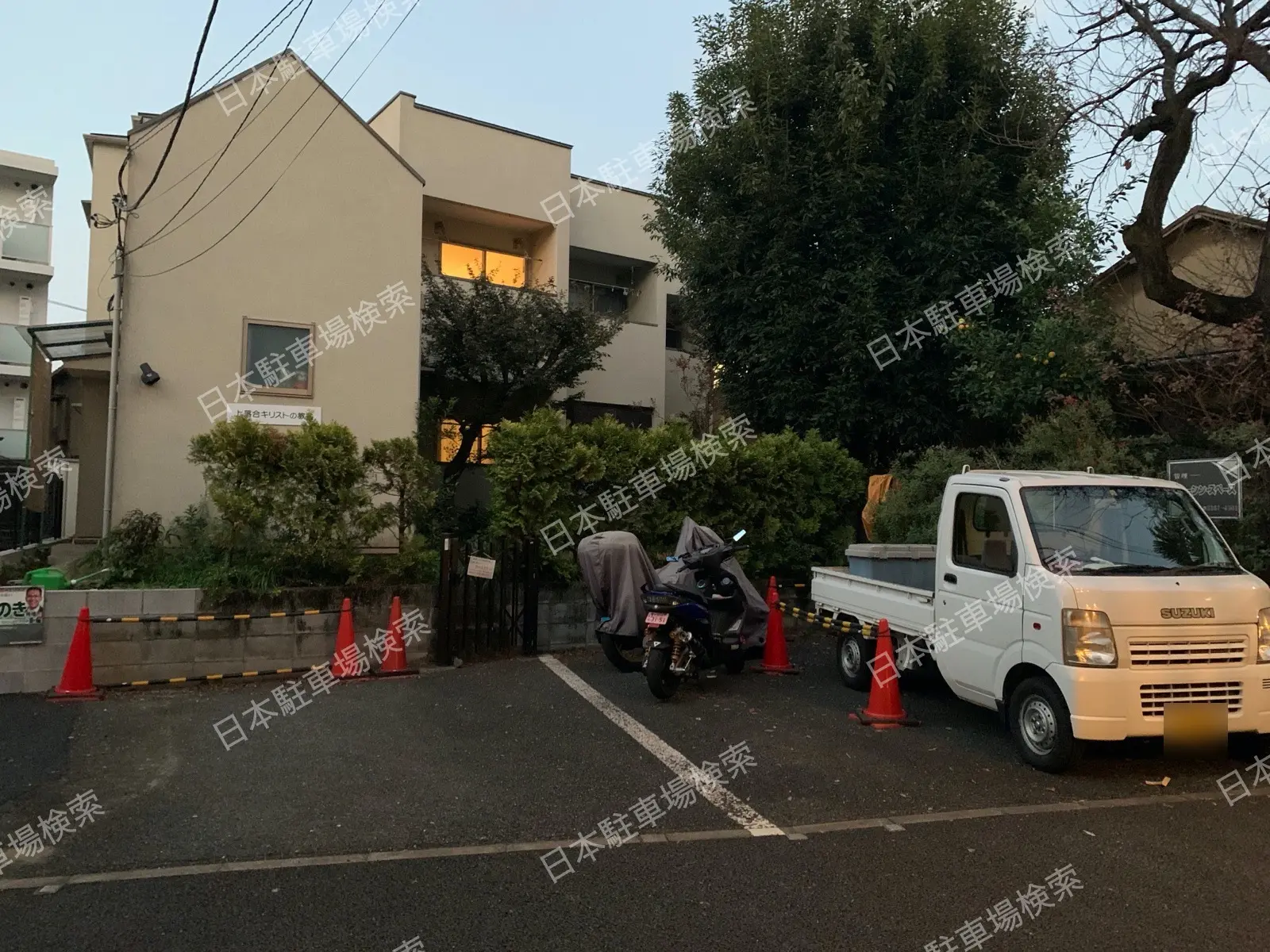 新宿区上落合１丁目　月極駐車場