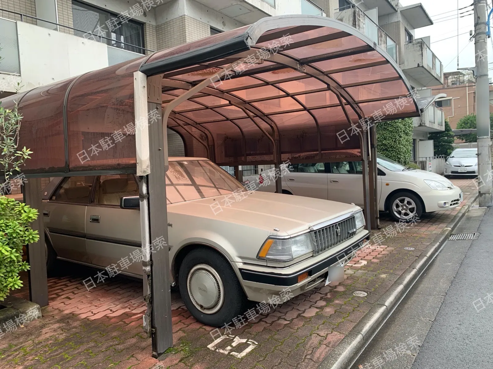 新宿区北新宿３丁目　月極駐車場