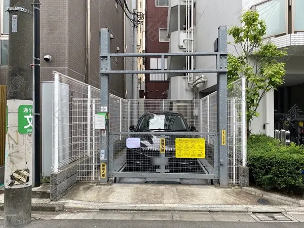 渋谷区松涛１丁目月極駐車場