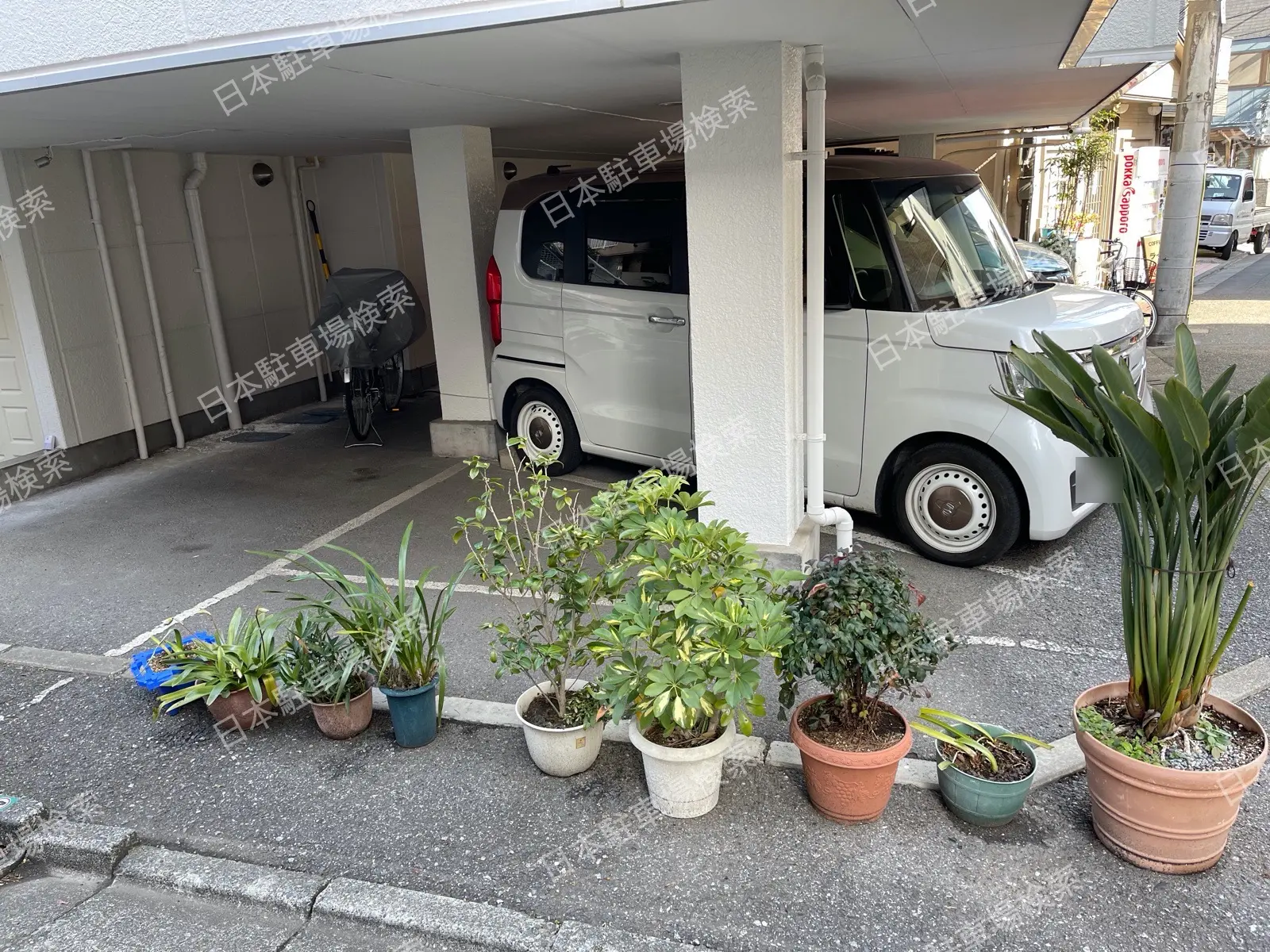 テラスファミリア稔駐車場