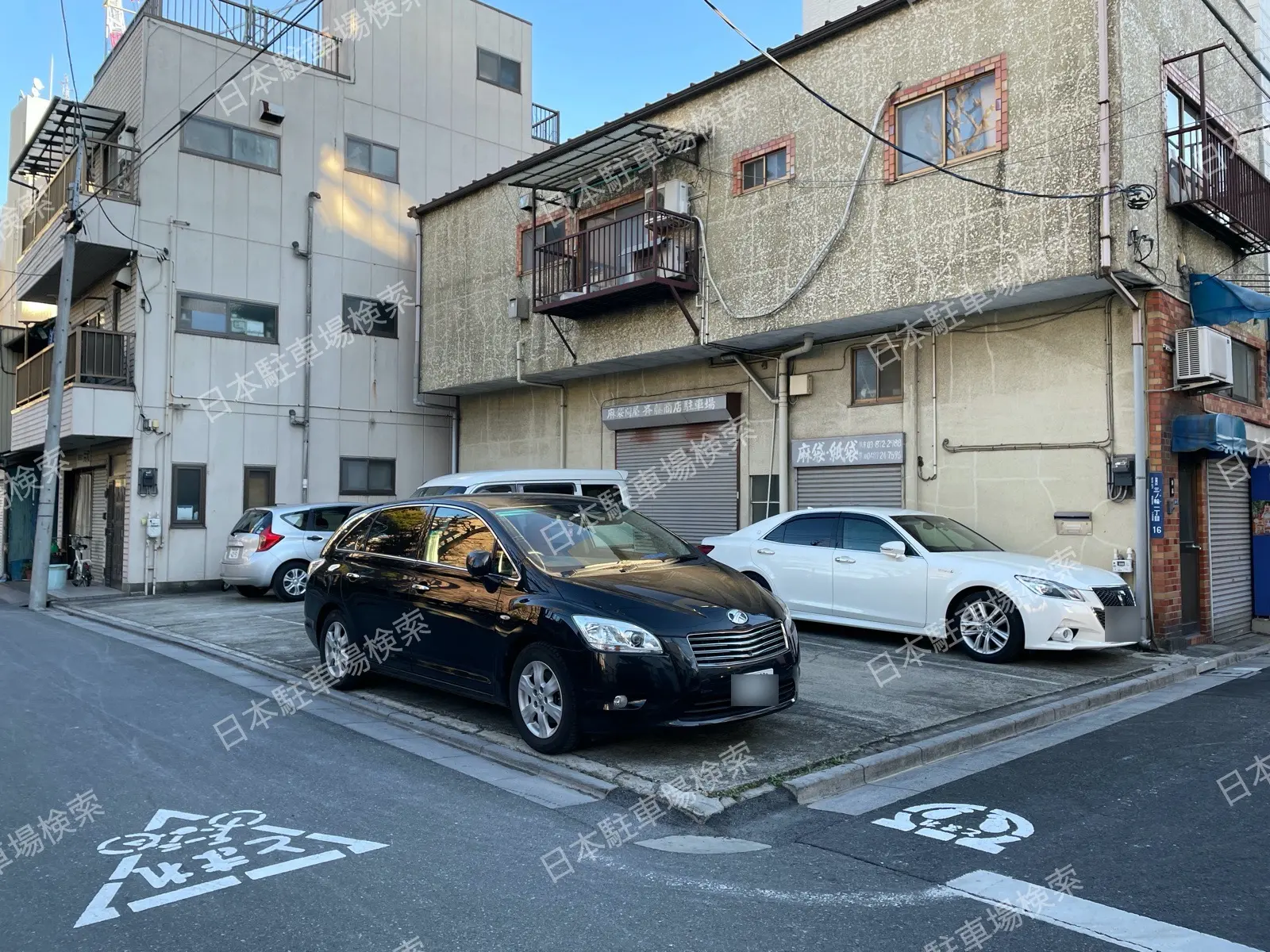 三ノ輪１丁目16(屋外・平面) 月極駐車場