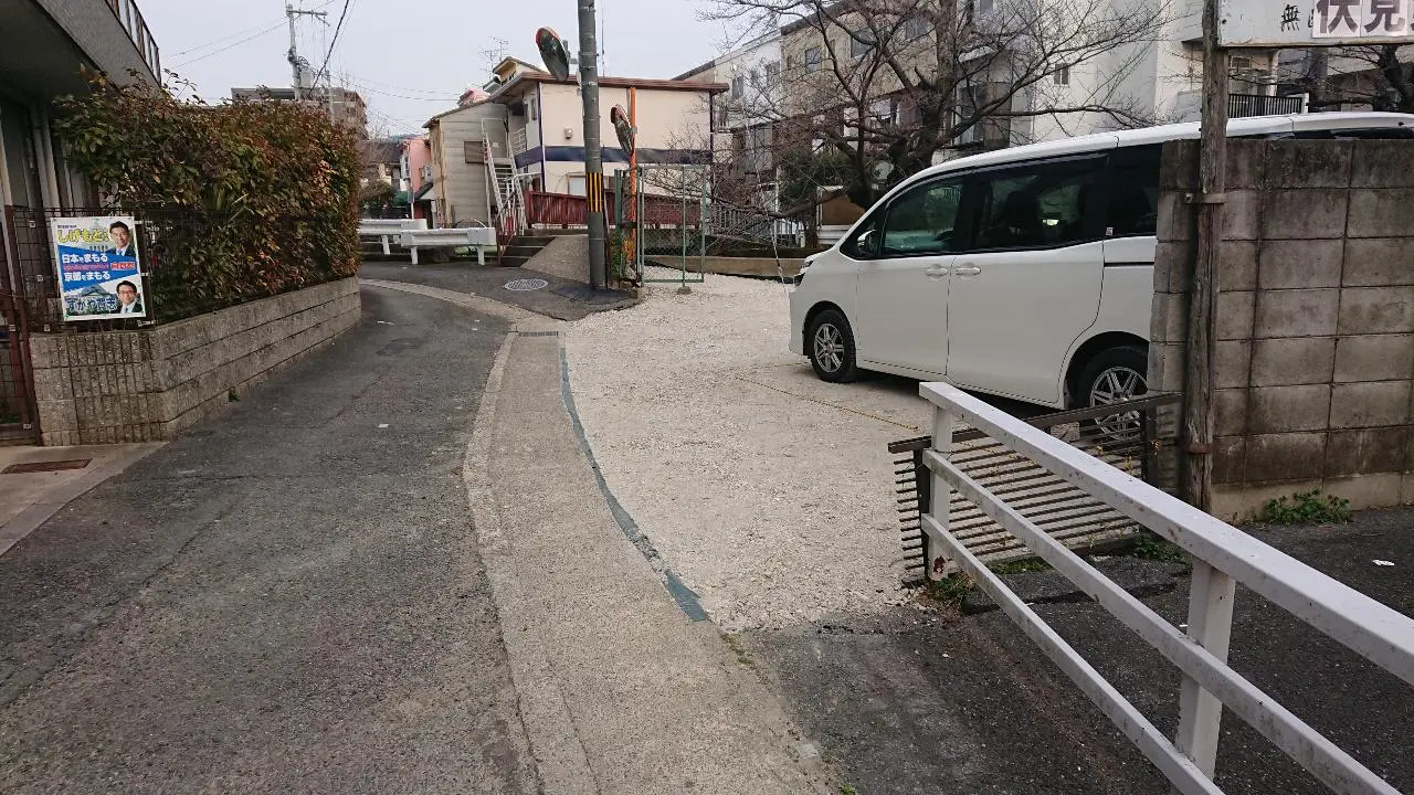 京都市山科区竹鼻堂ノ前町　月極駐車場