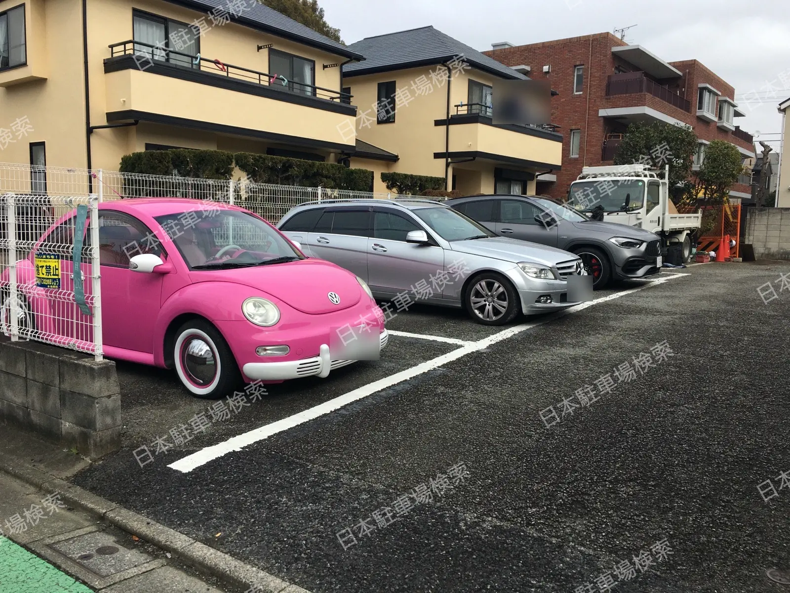 目黒区八雲４丁目　月極駐車場