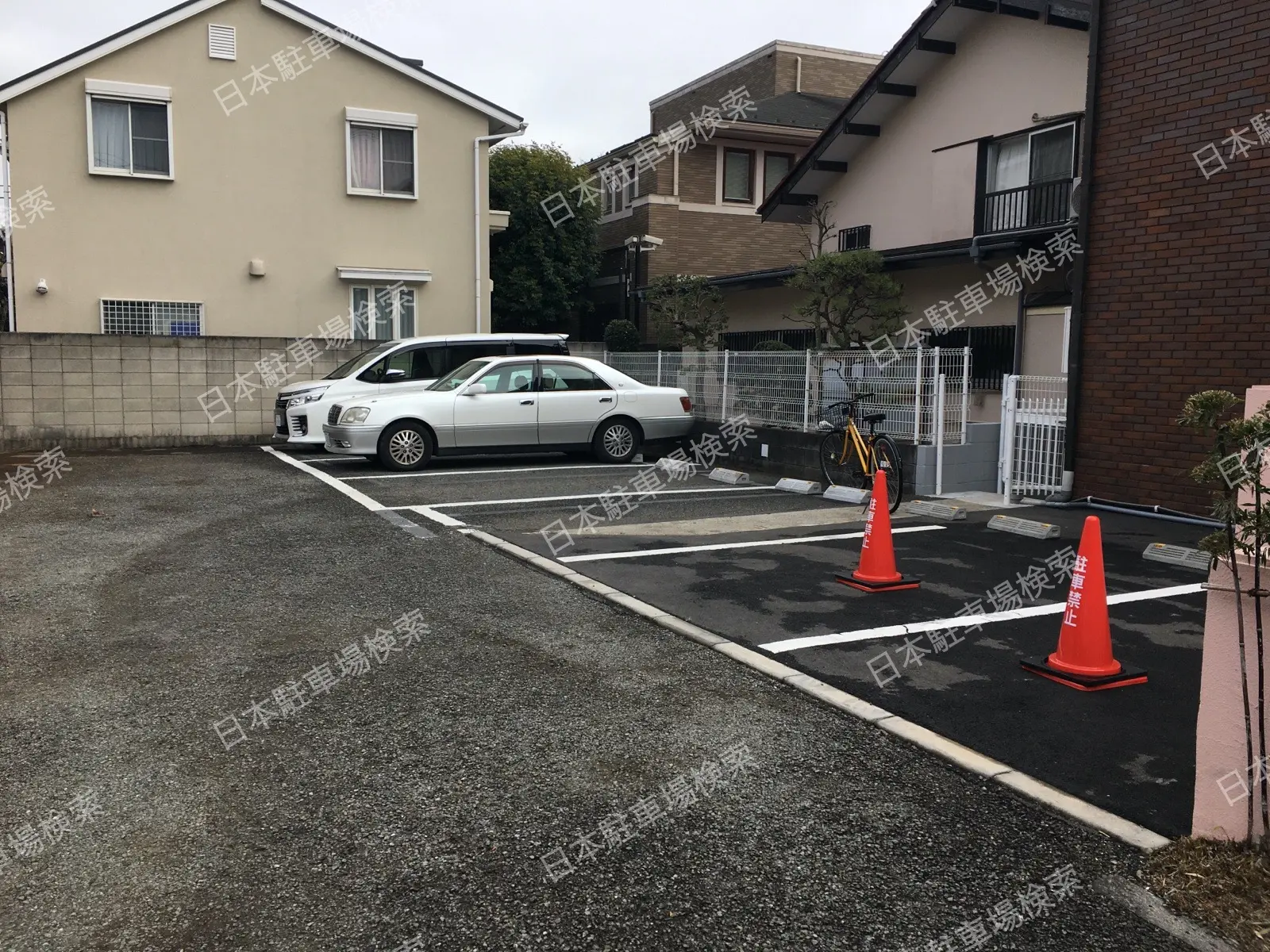 目黒区八雲４丁目　月極駐車場