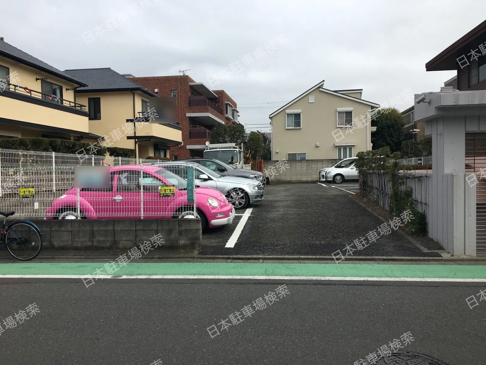 目黒区八雲４丁目　月極駐車場