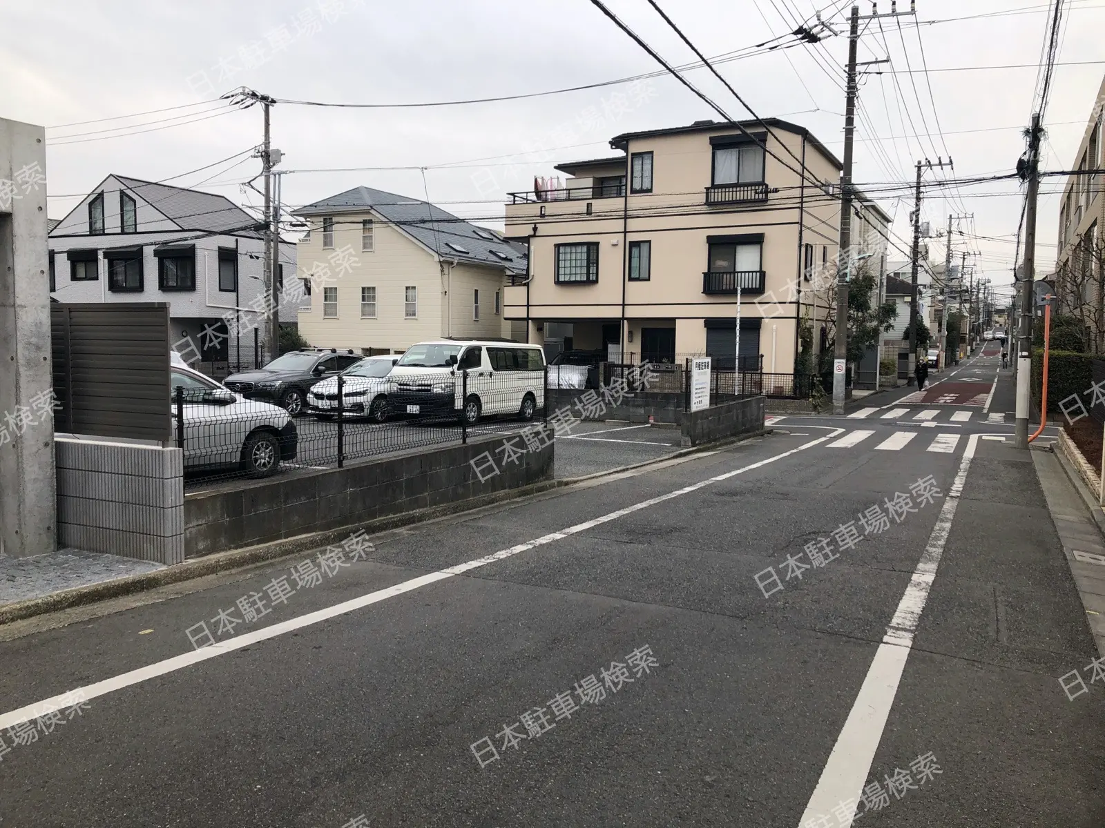 目黒区八雲２丁目　月極駐車場