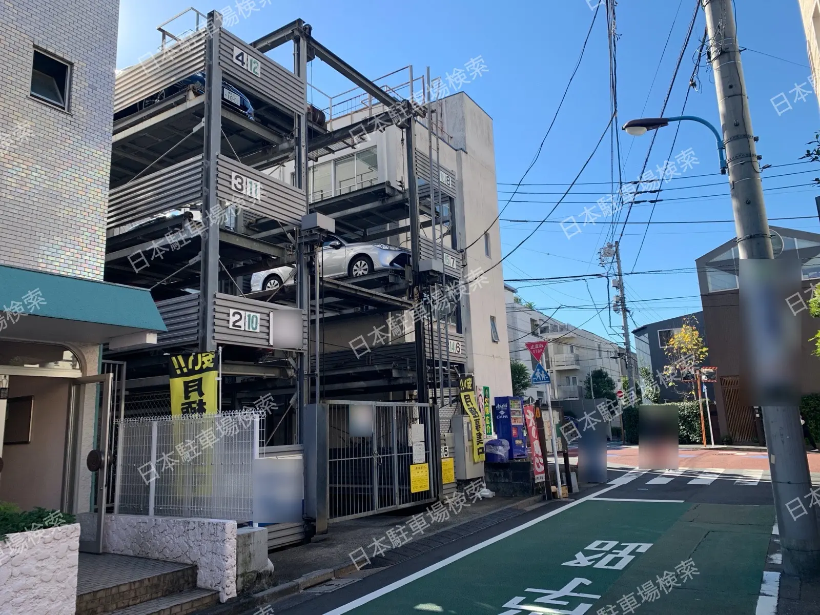 新宿区袋町月極駐車場