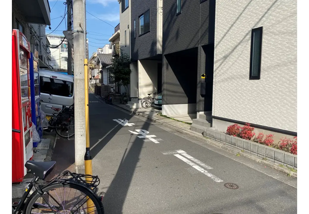 江東区南砂４丁目 バイク駐輪場