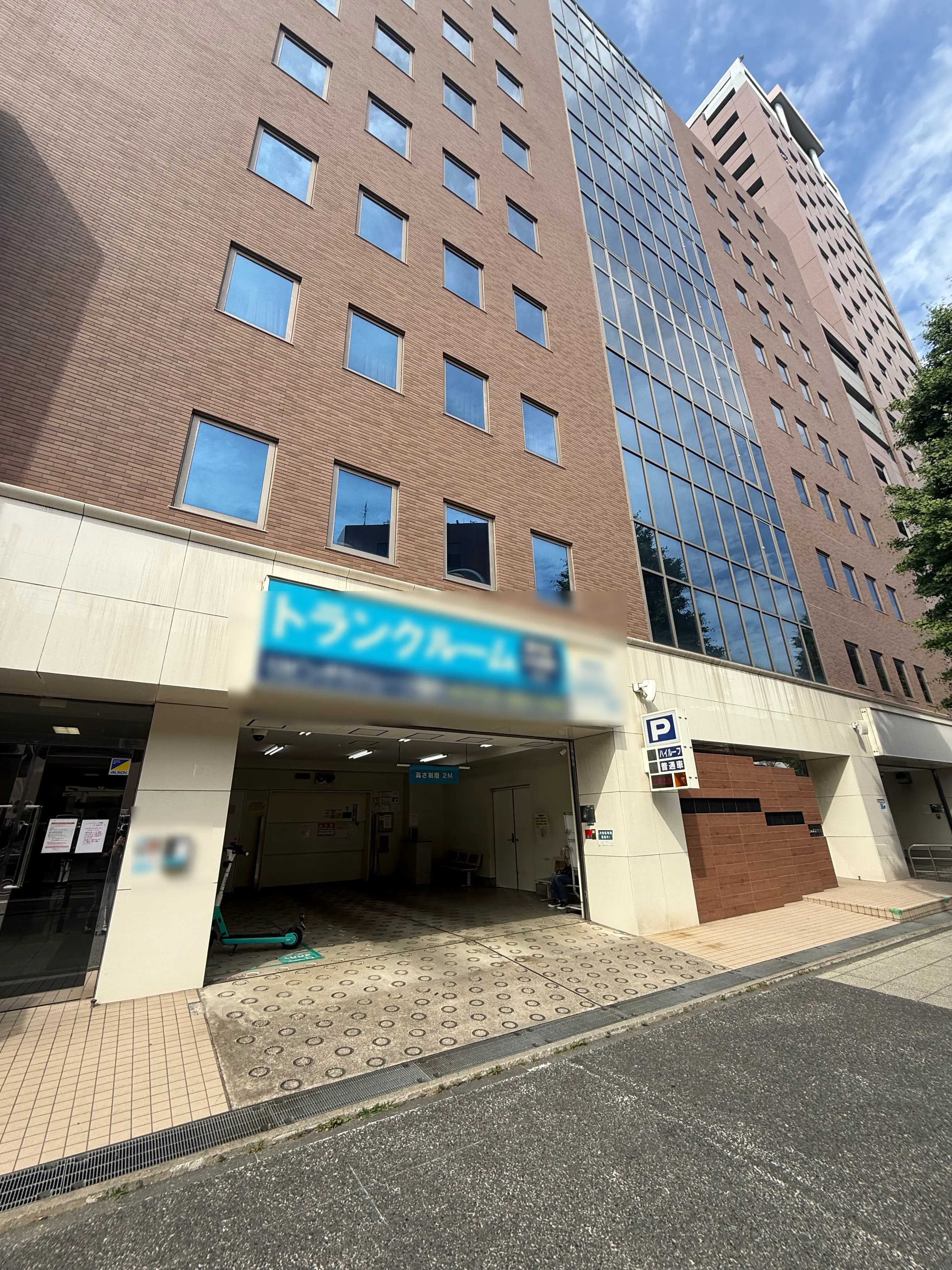 横浜市中区山下町 月極駐車場