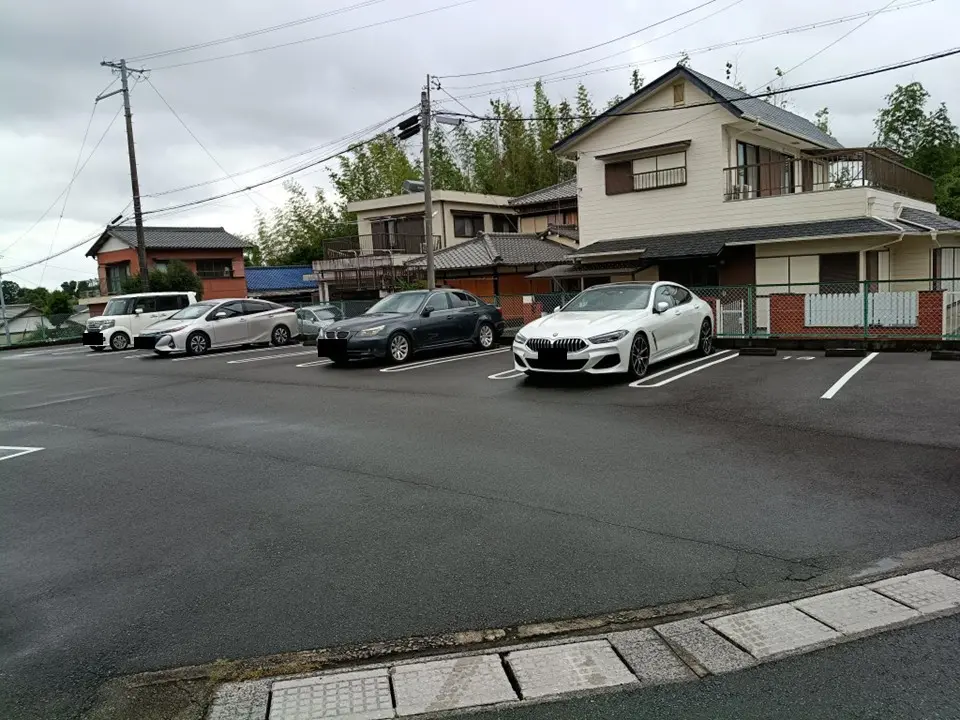 伊勢市勢田町 月極駐車場